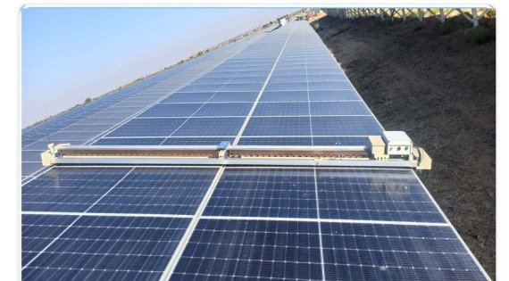 Solar Robot Cleaning